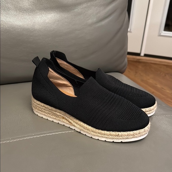 Adrienne Vittadini Espadrille Wedges - Picture 1 of 5